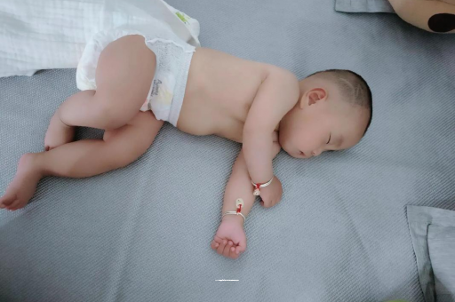 孝昌宝宝呼吸道感染发烧